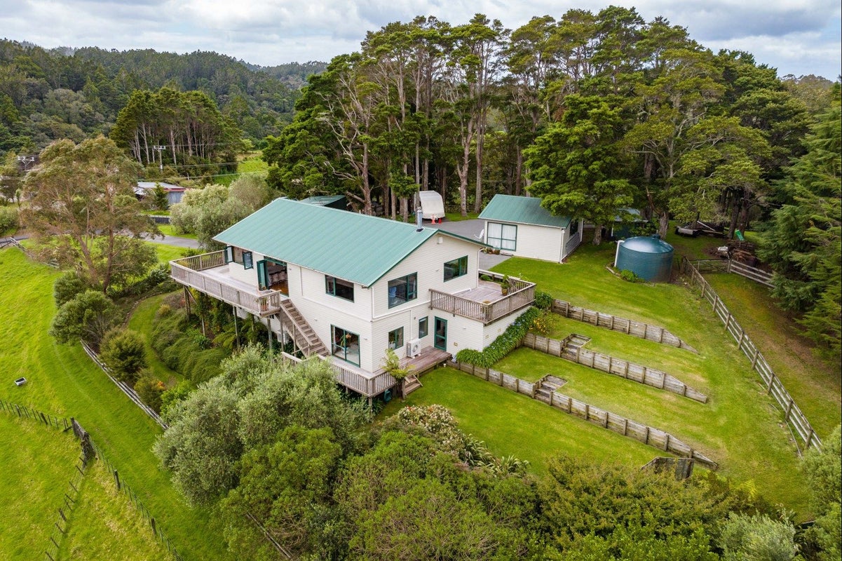 1500 Ngunguru Road, Whangarei - Carousel 1