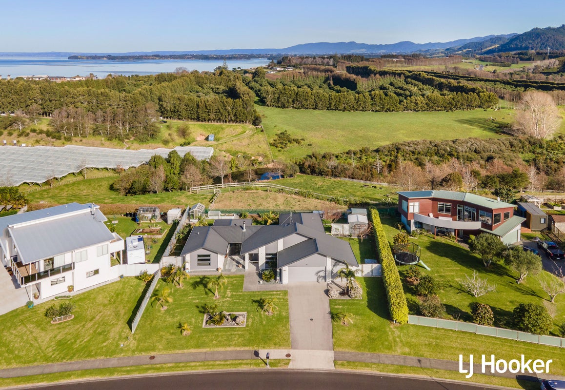 19 Athenree Heights, Athenree, Waihi Beach - Carousel 22