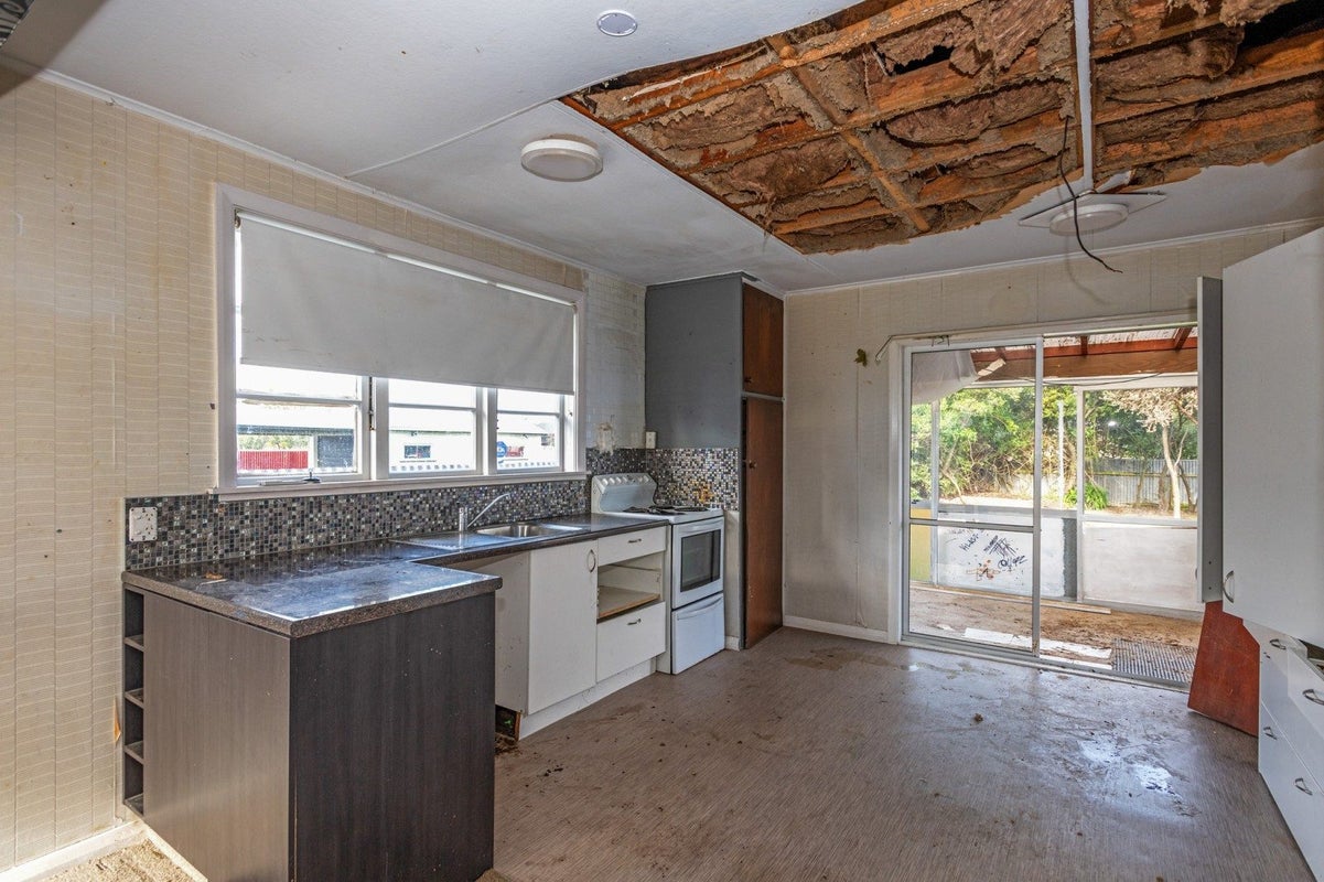 10 Bristol Crescent, Roslyn, Palmerston North - Carousel 2