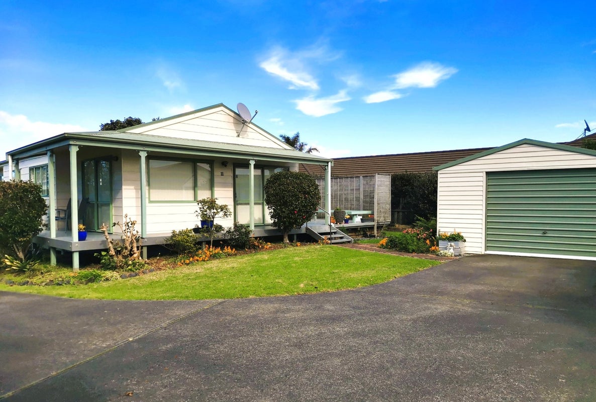 11 Bermuda Place, One Tree Point, Whangarei - Carousel 2