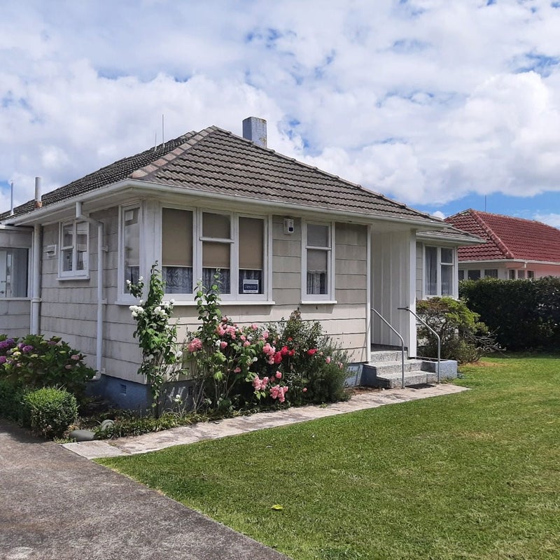 95 Hillsborough Road, Hillsborough, Auckland - Carousel 1