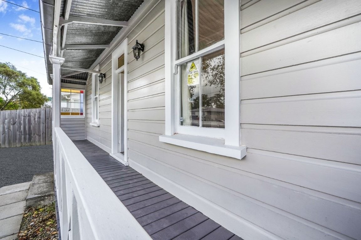 11 Frances Street, Hamilton East, Hamilton - Carousel 2