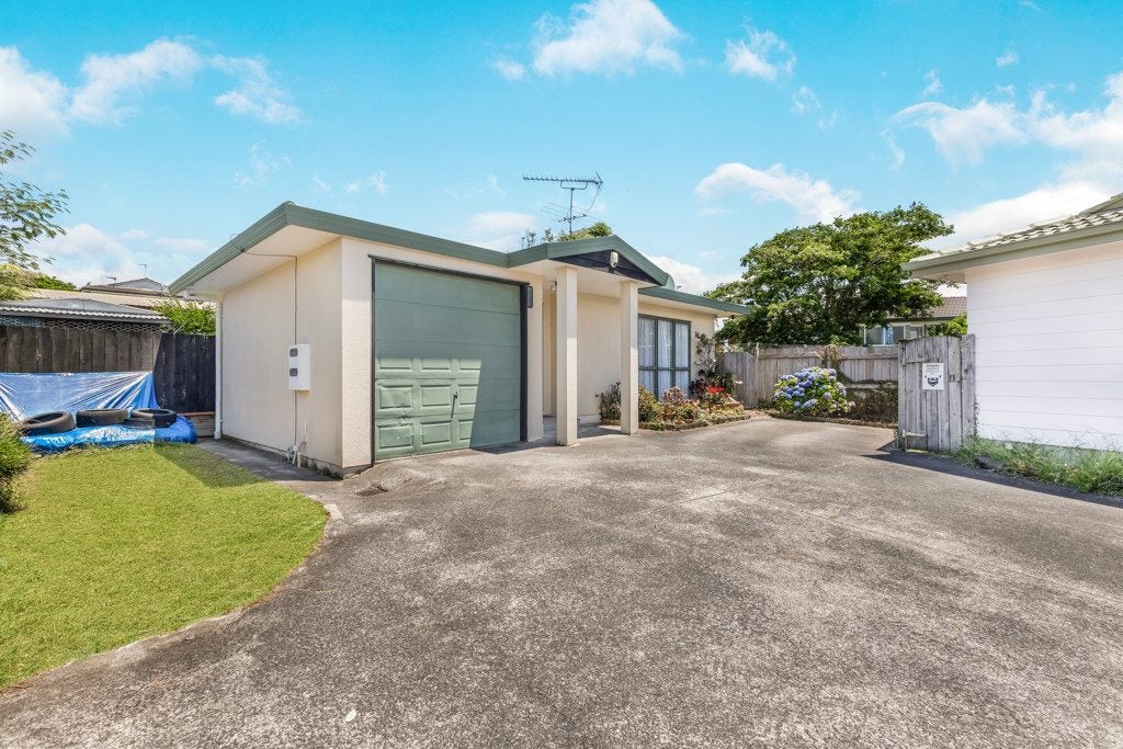 7A Patrice Place, Massey, Auckland - Carousel 17