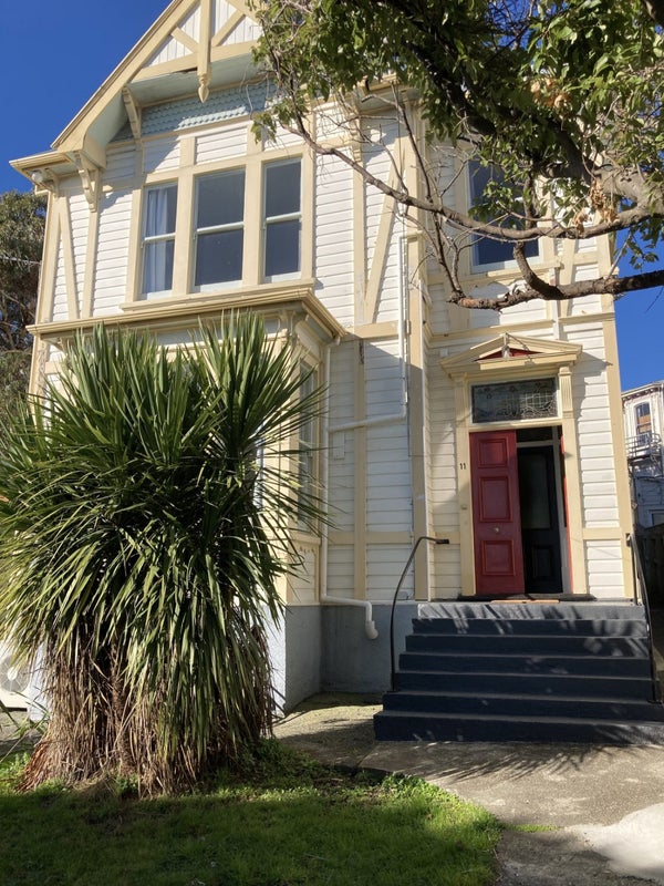 11 Brougham Street, Mount Victoria, Wellington - Carousel 2