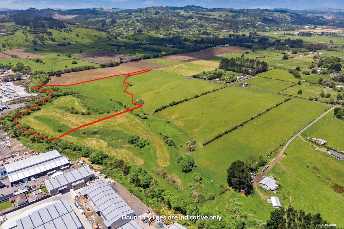 174 Walker Road, Opaheke, Papakura - Carousel 1