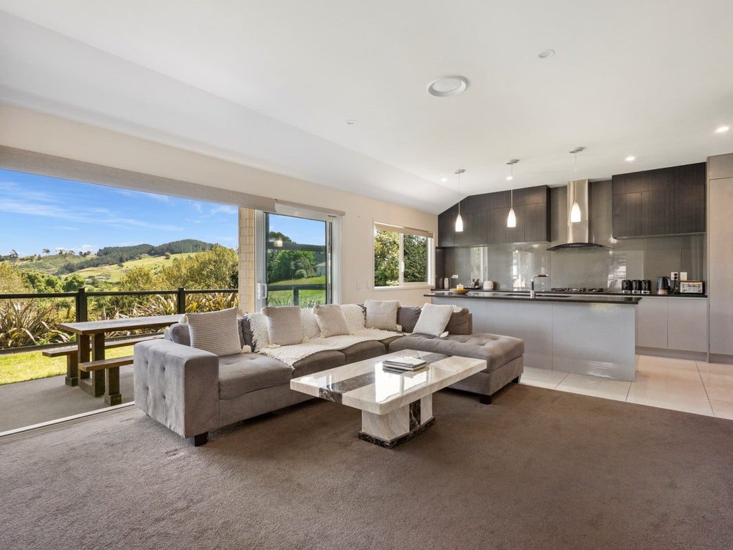 37G Miles Lane, Tauriko, Tauranga - Carousel 1