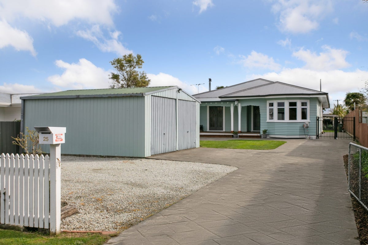 25 Cook Street, Te Hapara, Gisborne - Carousel 21