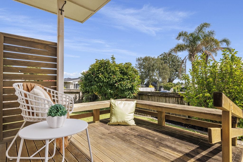 7 Linklater Avenue, Bellevue, Tauranga - Carousel 1