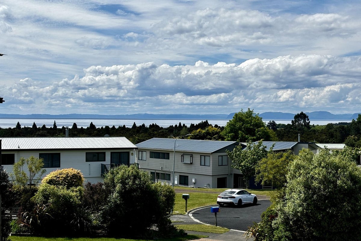 10 Rowena Crescent, Motuoapa, Turangi - Carousel 31