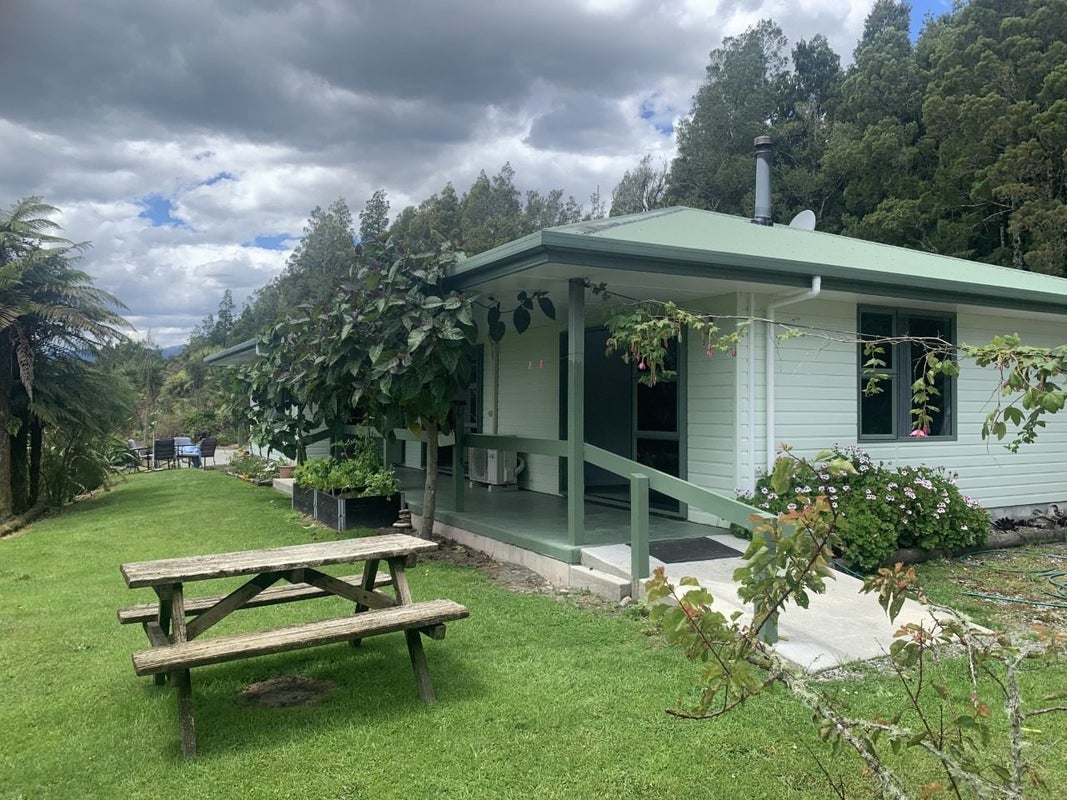 346 Utopia Road, Westport, Westport - Carousel 2
