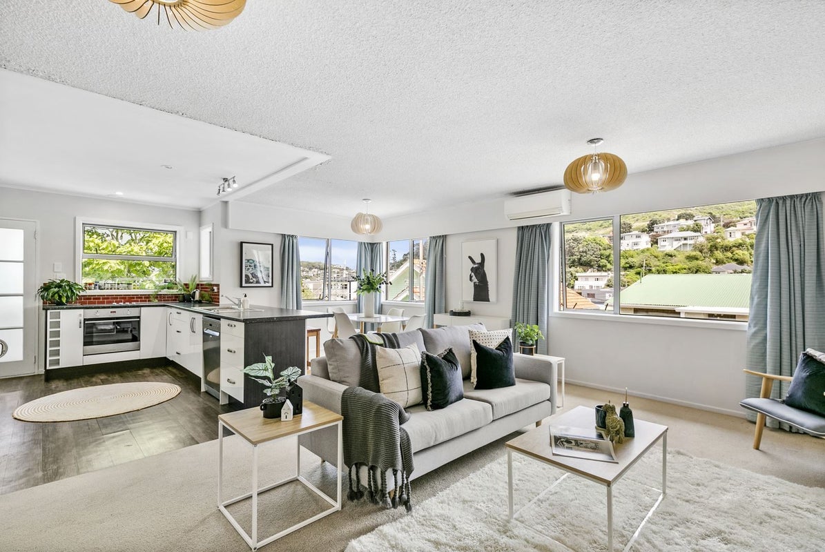 3/78 Clyde Street, Island Bay, Wellington - Carousel 1