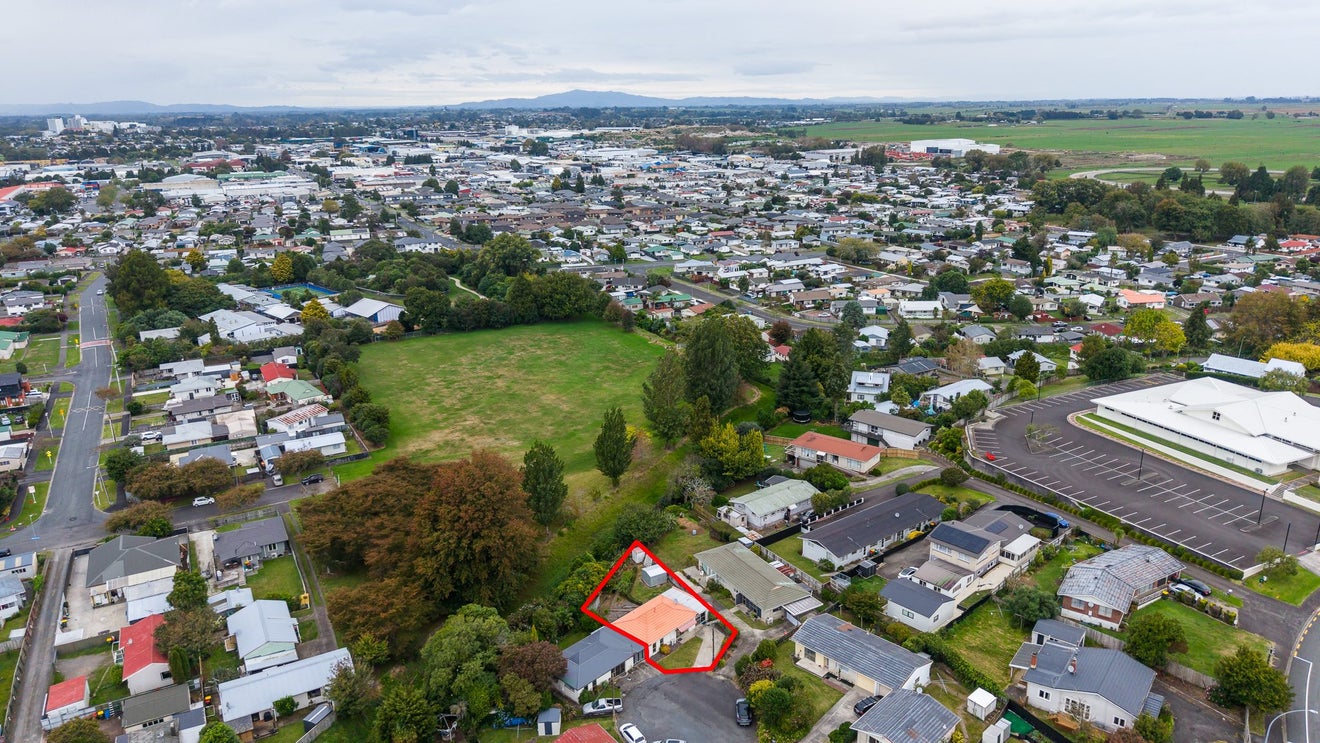 71A Tuhikaramea Road, Dinsdale, Hamilton - Carousel 15