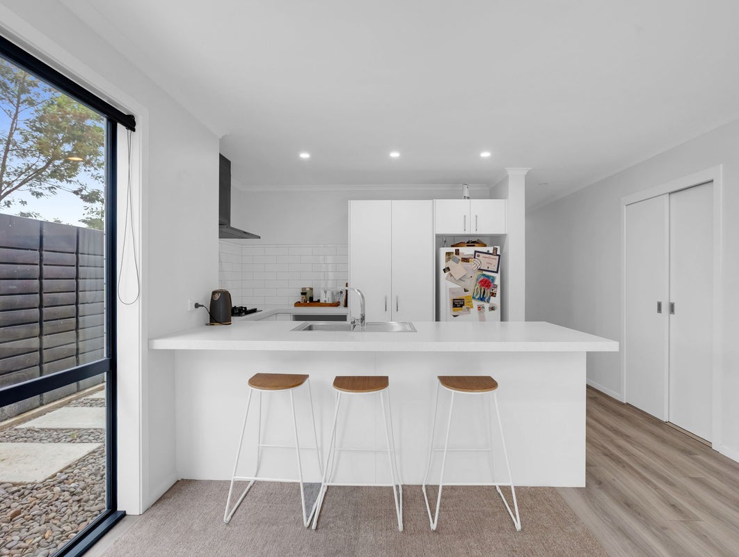 10/23 Marjoriefield Mews, Fitzroy, Hamilton - Carousel 2