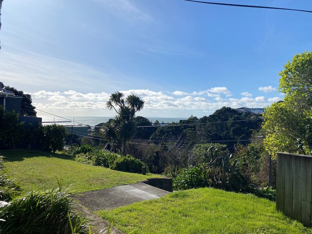 54 Ngamotu Road, Moturoa, New Plymouth - Carousel 9