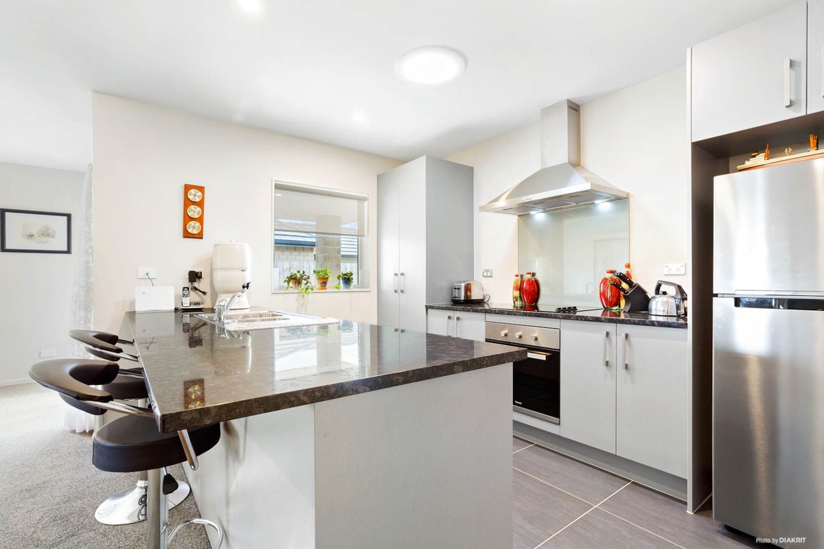 17 Wellfield Drive, Papakura, Papakura - Carousel 2
