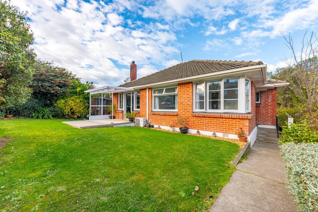 2 Cameron Street, Seaview, Timaru - Carousel 1