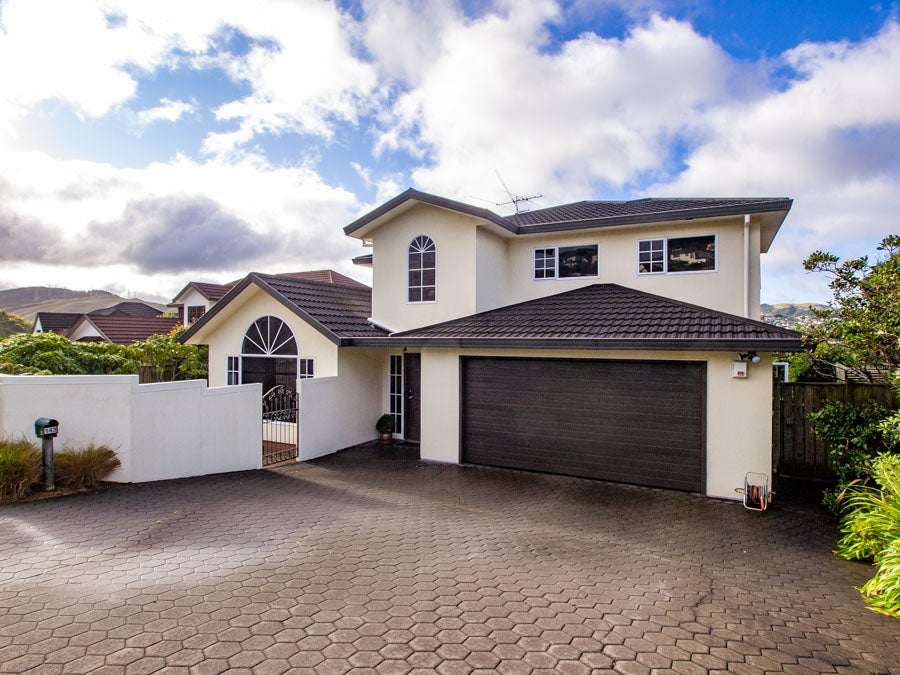 143 Westchester Drive, Churton Park, Wellington - Carousel 1