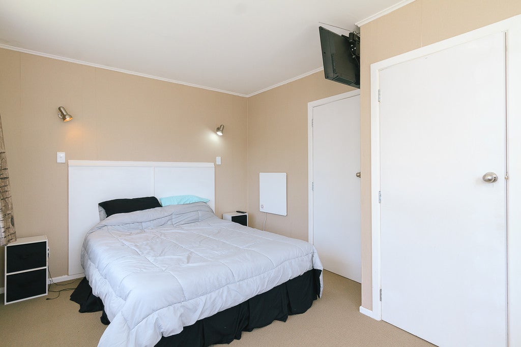20 Sunny Grove, Wainuiomata, Lower Hutt - Carousel 20