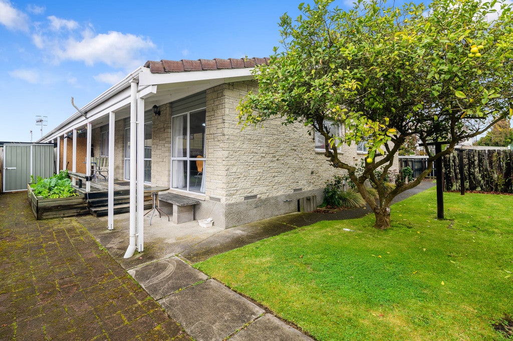 13C Malfroy Road, Victoria, Rotorua - Carousel 1