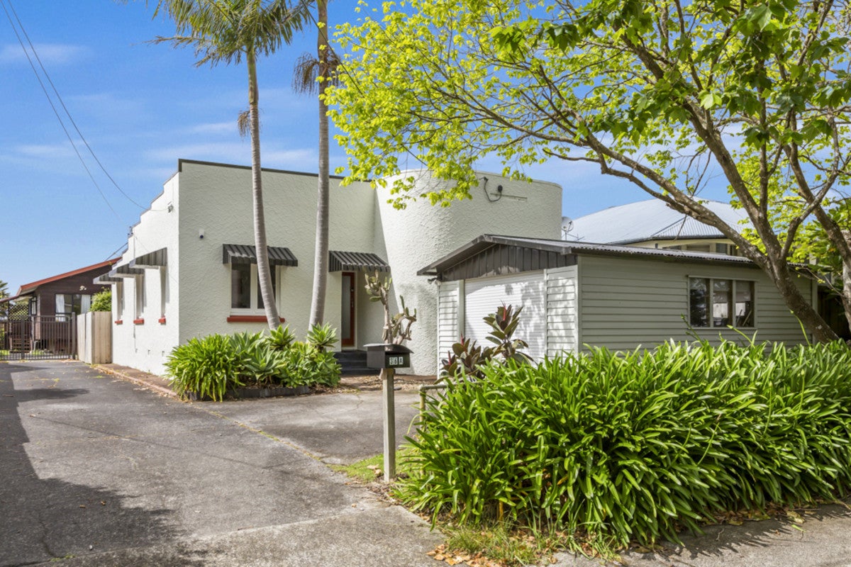 1/36 Seabrook Avenue, New Lynn, Auckland - Carousel 19