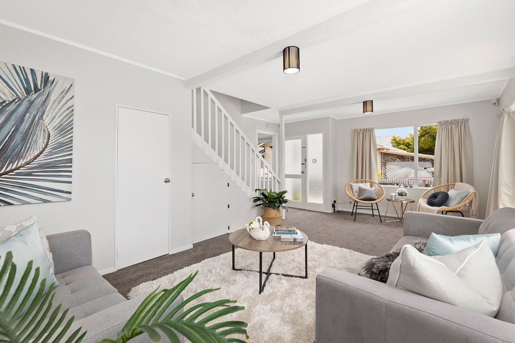 7C Bracken ST, PETONE, LOWER HUTT - Carousel 1
