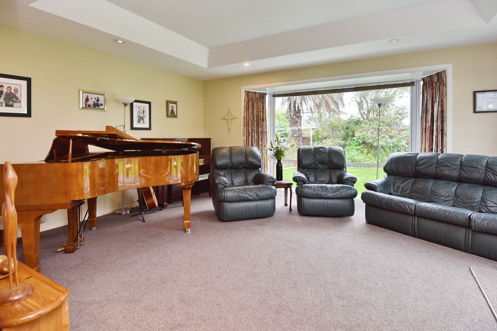 30 Malta Crescent, South New Brighton, Christchurch - Carousel 2