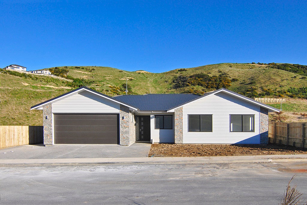 6 Rochdale Drive, Churton Park, Wellington - Carousel 1