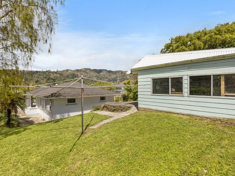 23 Bird Grove, Stokes Valley, Lower Hutt - Carousel 14