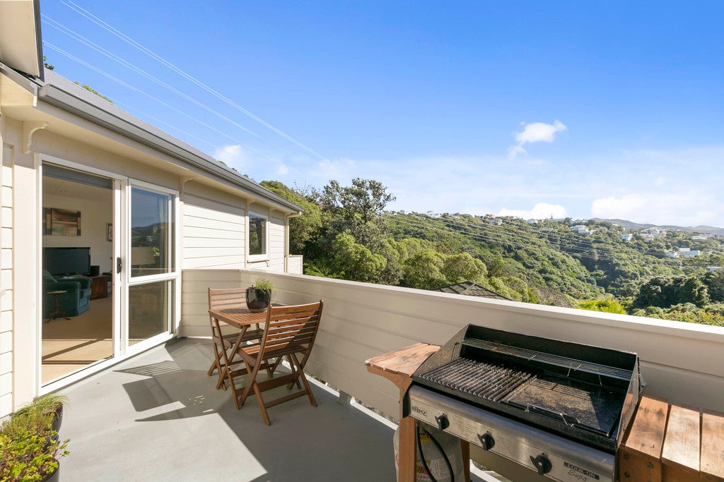 32 Disley Street, Highbury, Wellington - Carousel 26