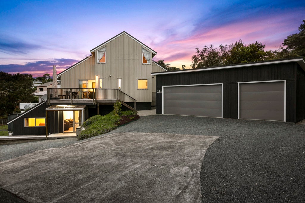 11A Dobell Road, Stanmore Bay, Whangaparaoa - Carousel 1