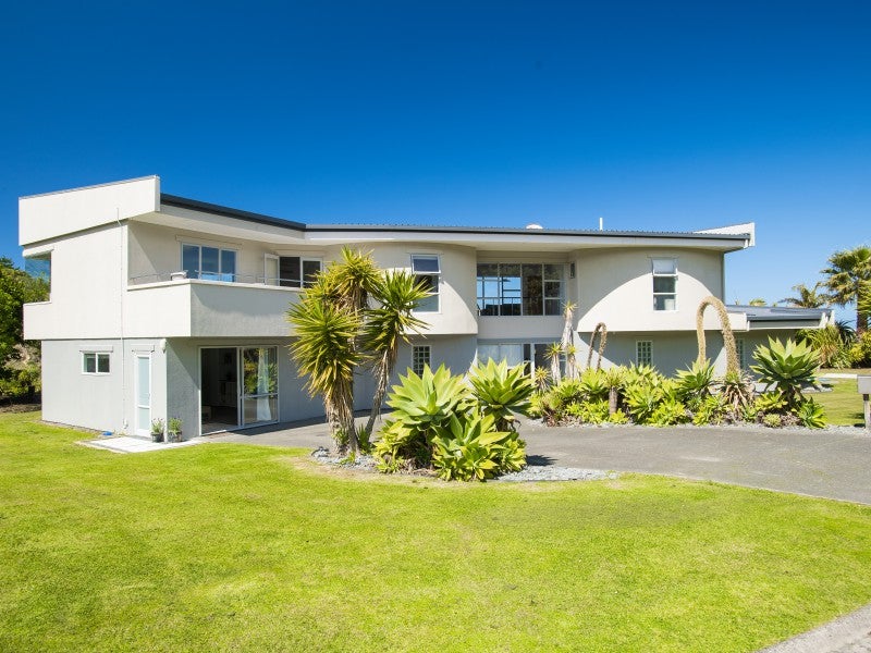 33 Sirrah Street, Okitu, Gisborne - Carousel 2