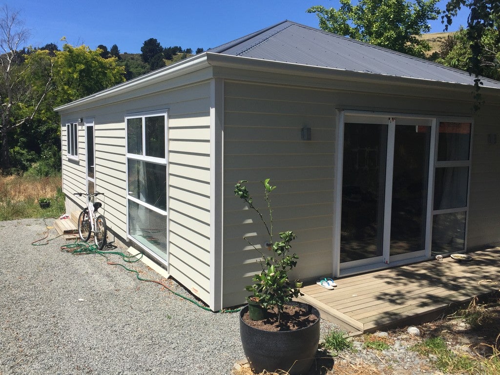 47 Albert Terrace, Saint Martins, Christchurch - Carousel 1