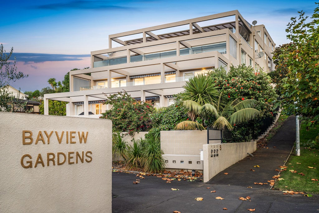 3/8 Lombard Street, St Heliers, Auckland - Carousel 1