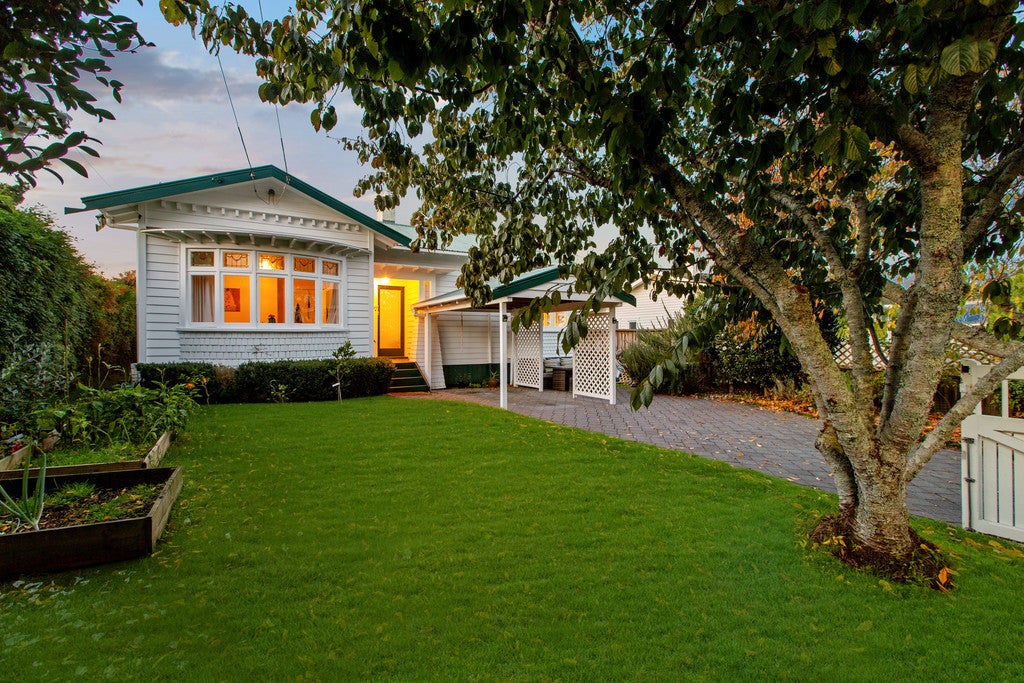1/27 Hollywood Avenue, Epsom, Auckland - Carousel 2