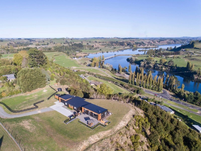 1829G Tirau Road, Karapiro, Tirau - Carousel 2