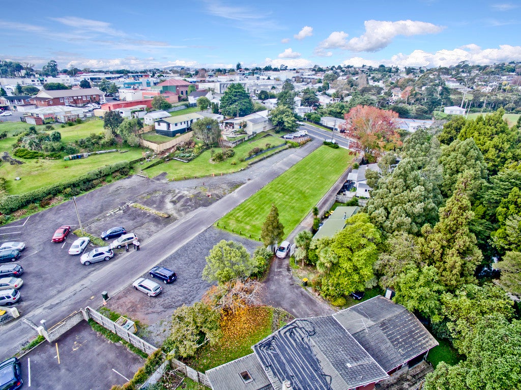 27 Glendale Road, Glen Eden, Auckland - Carousel 2