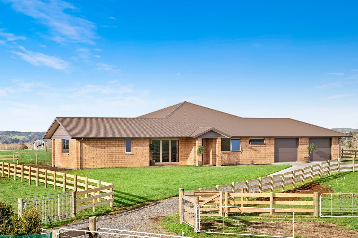 71 Mcgowan Road, KARIOITAHI, WAIUKU - Carousel 2