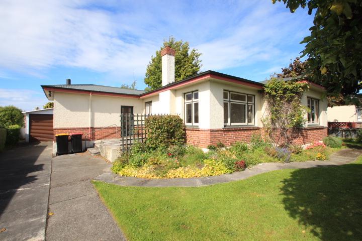 32 Clyde Street, Gore, Gore - Carousel 1