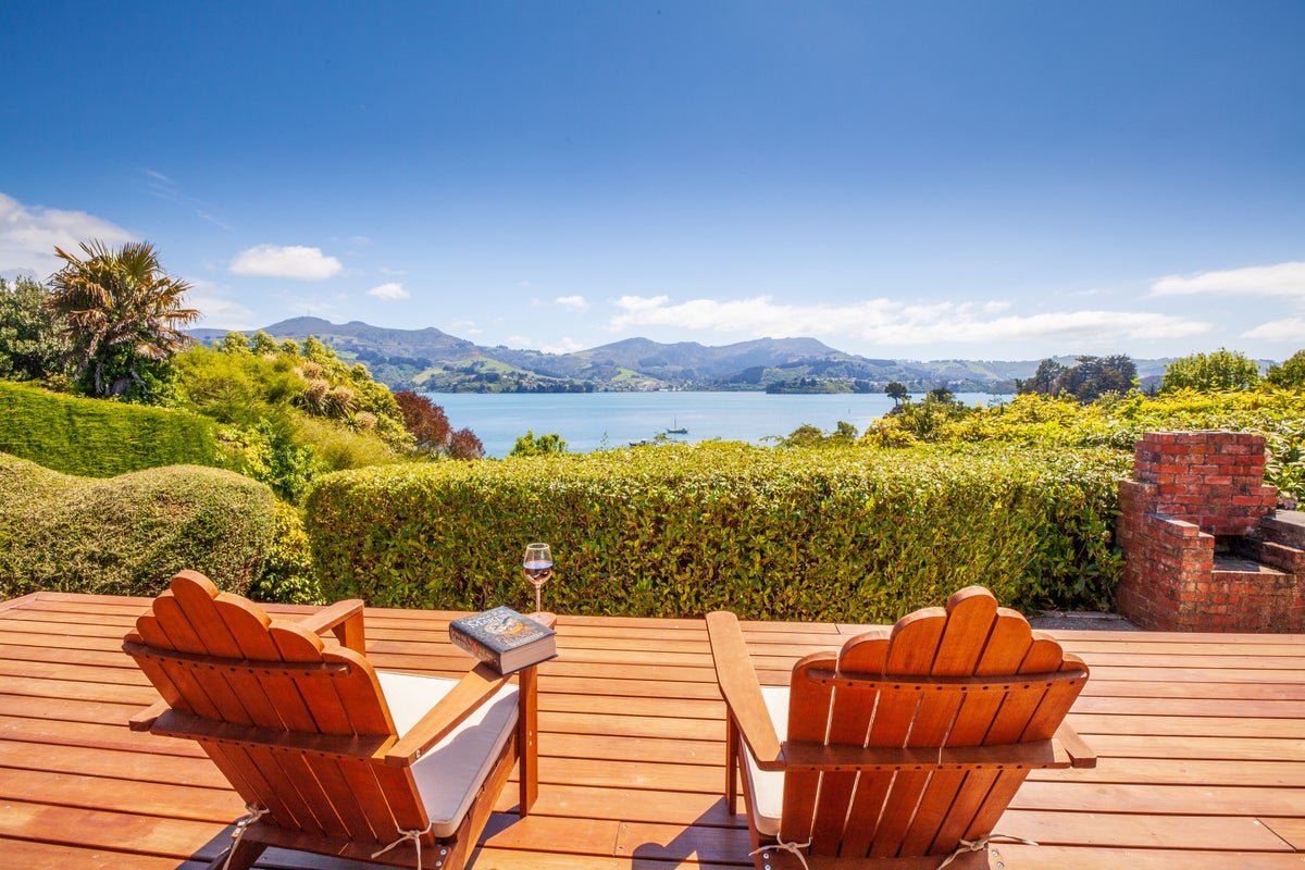 31 Waikana Street, Broad Bay, Dunedin - Carousel 1