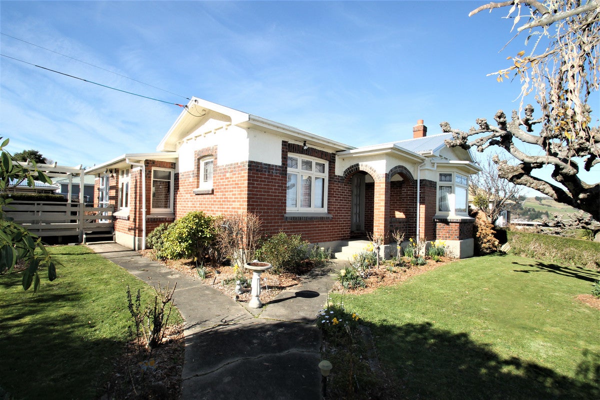 41 Teignmouth Street, Abbotsford, Dunedin - Carousel 1