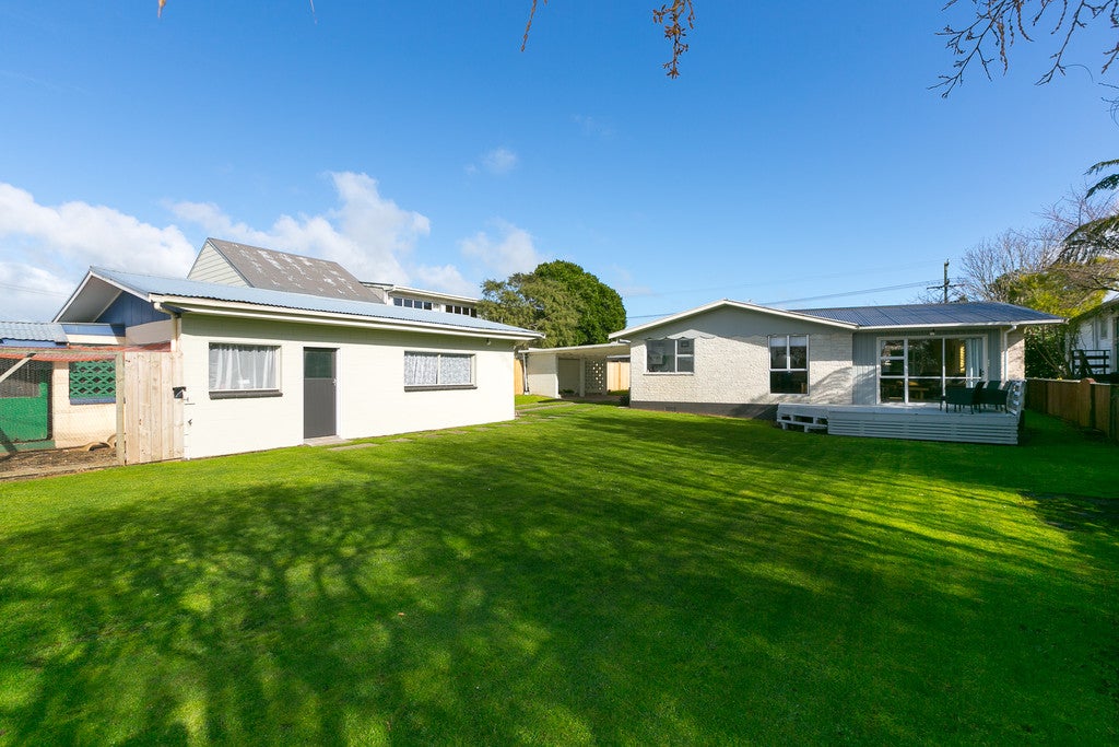 531 Richmond Road, Lepperton, New Plymouth - Carousel 2