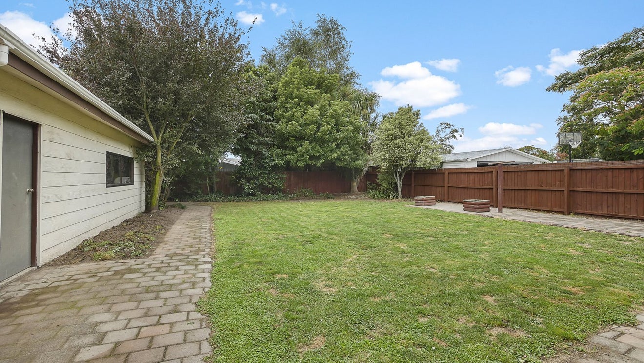 6 Neave Place, Hillmorton, Christchurch - Carousel 21