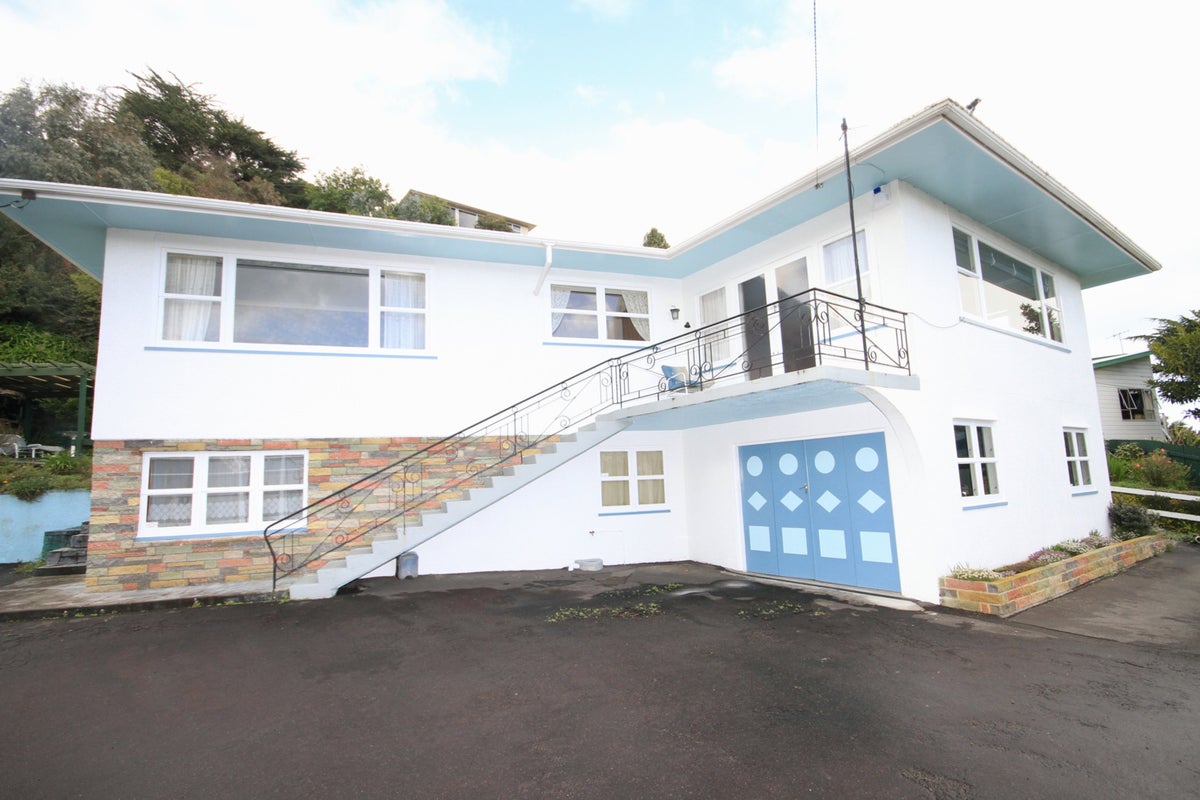 12 Mount View Road, Bastia Hill, Whanganui - Carousel 2