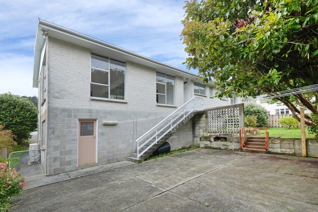 418B Stokes Valley Road, Stokes Valley, Lower Hutt - Carousel 2