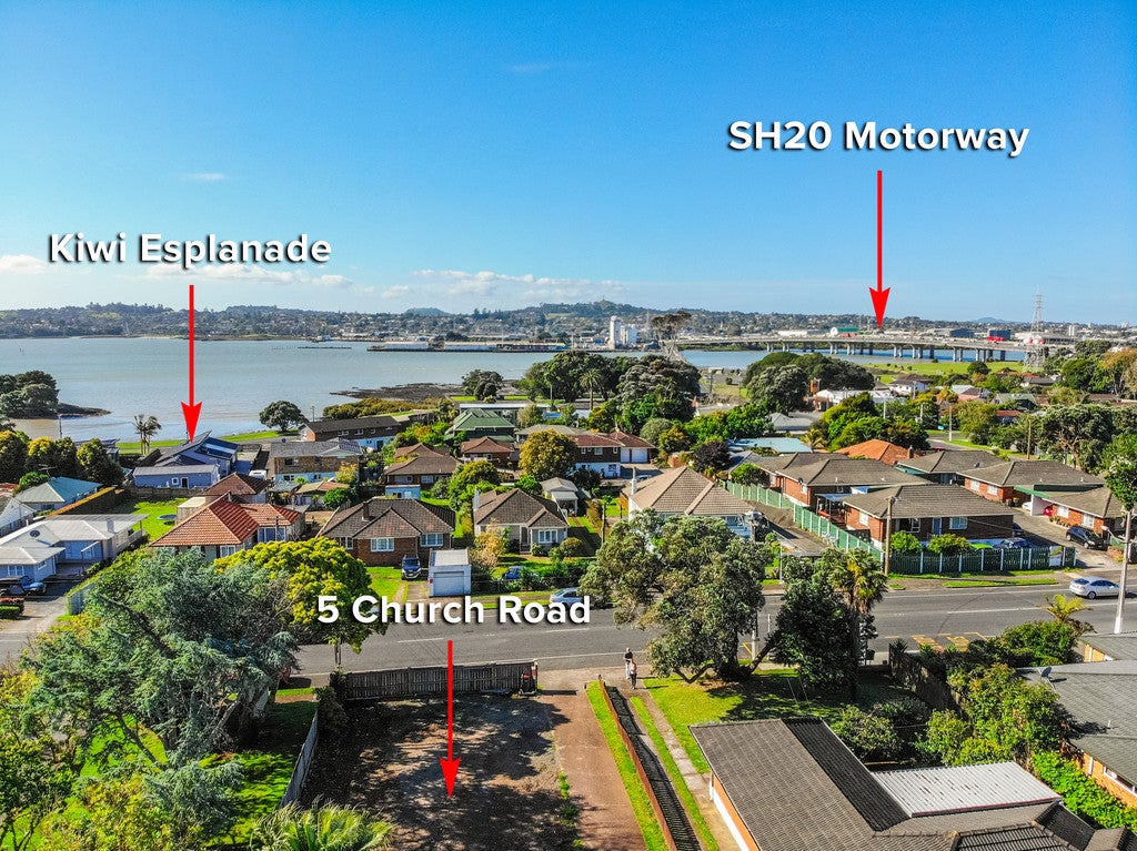 1/5 Church Road, Mangere Bridge, Auckland - Carousel 1