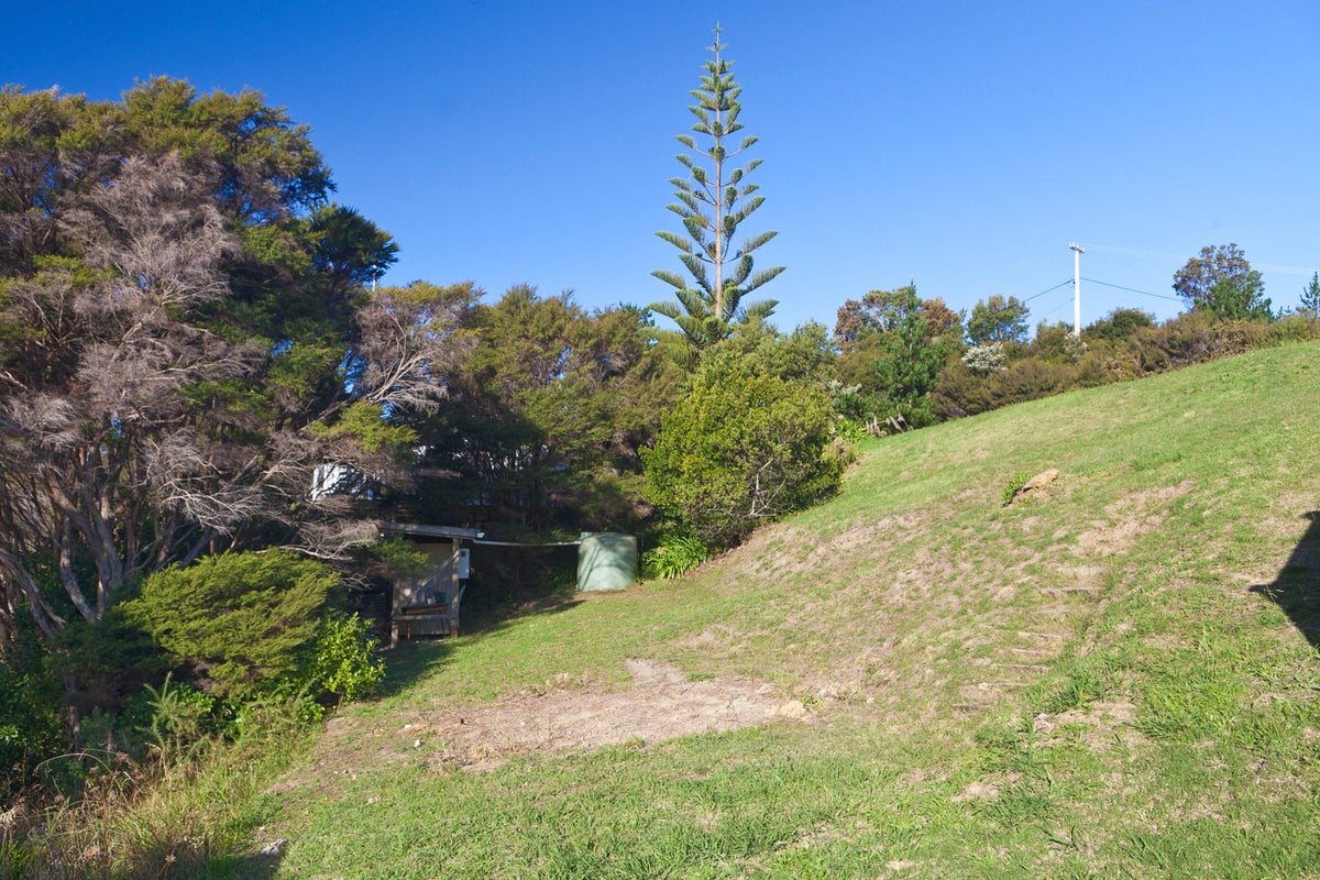 83 Donald Bruce Road, Surfdale, Waiheke Island - Carousel 2