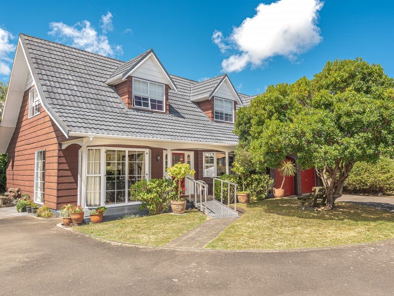 44 Treadwell Street, Springvale, Whanganui - Carousel 1