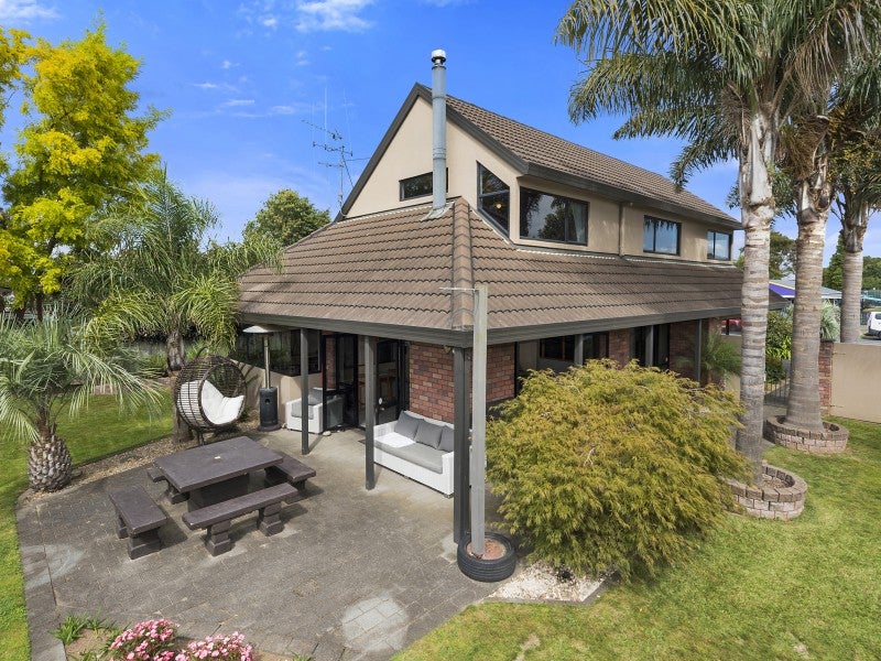 56 Ashurst Avenue, Pukete, Hamilton - Carousel 2