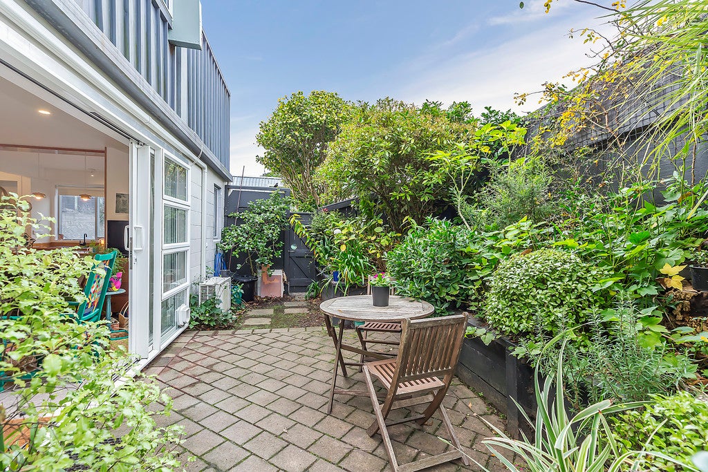 7/15 Mckinley Crescent, Brooklyn, Wellington - Carousel 1