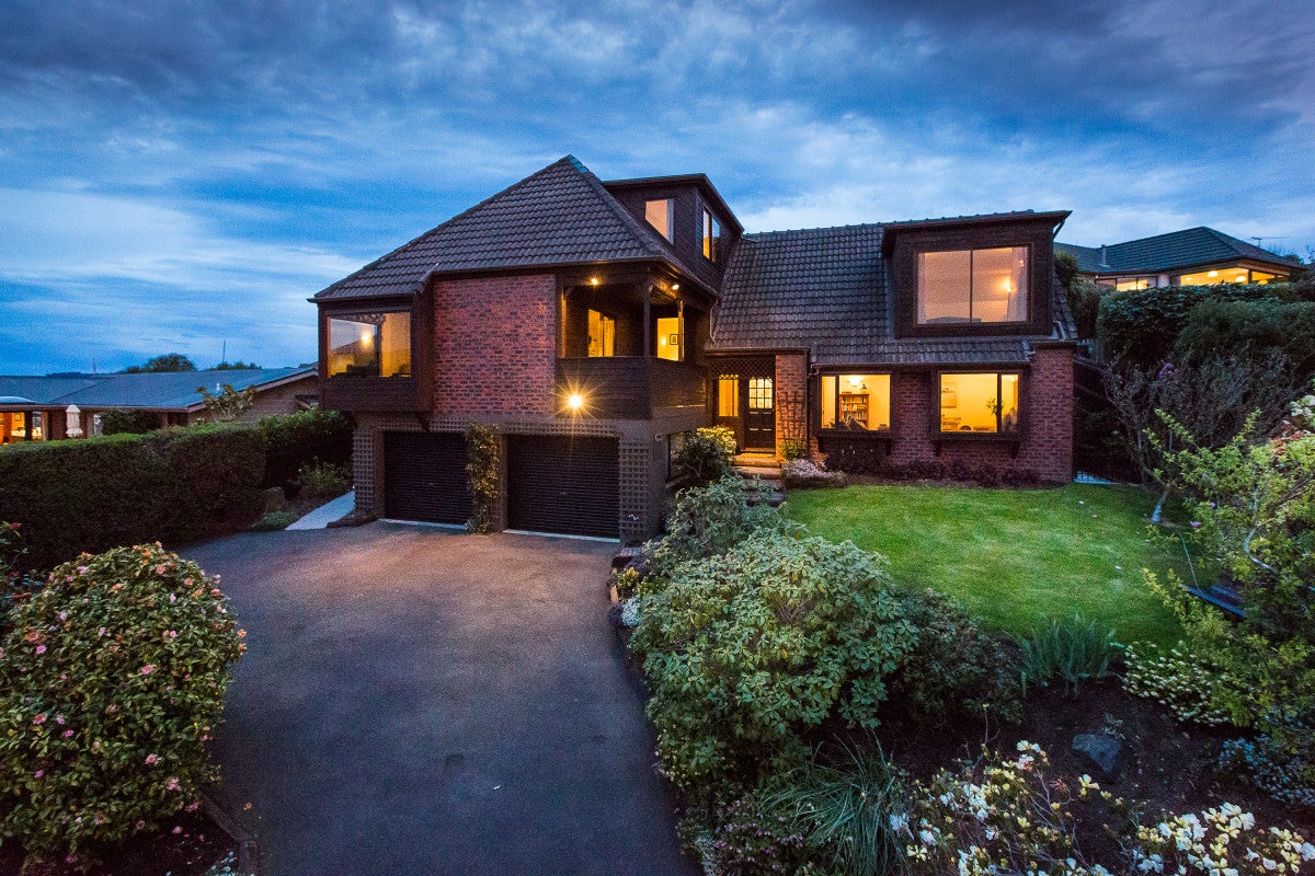 10 Connell Street, Waverley, Dunedin - Carousel 1